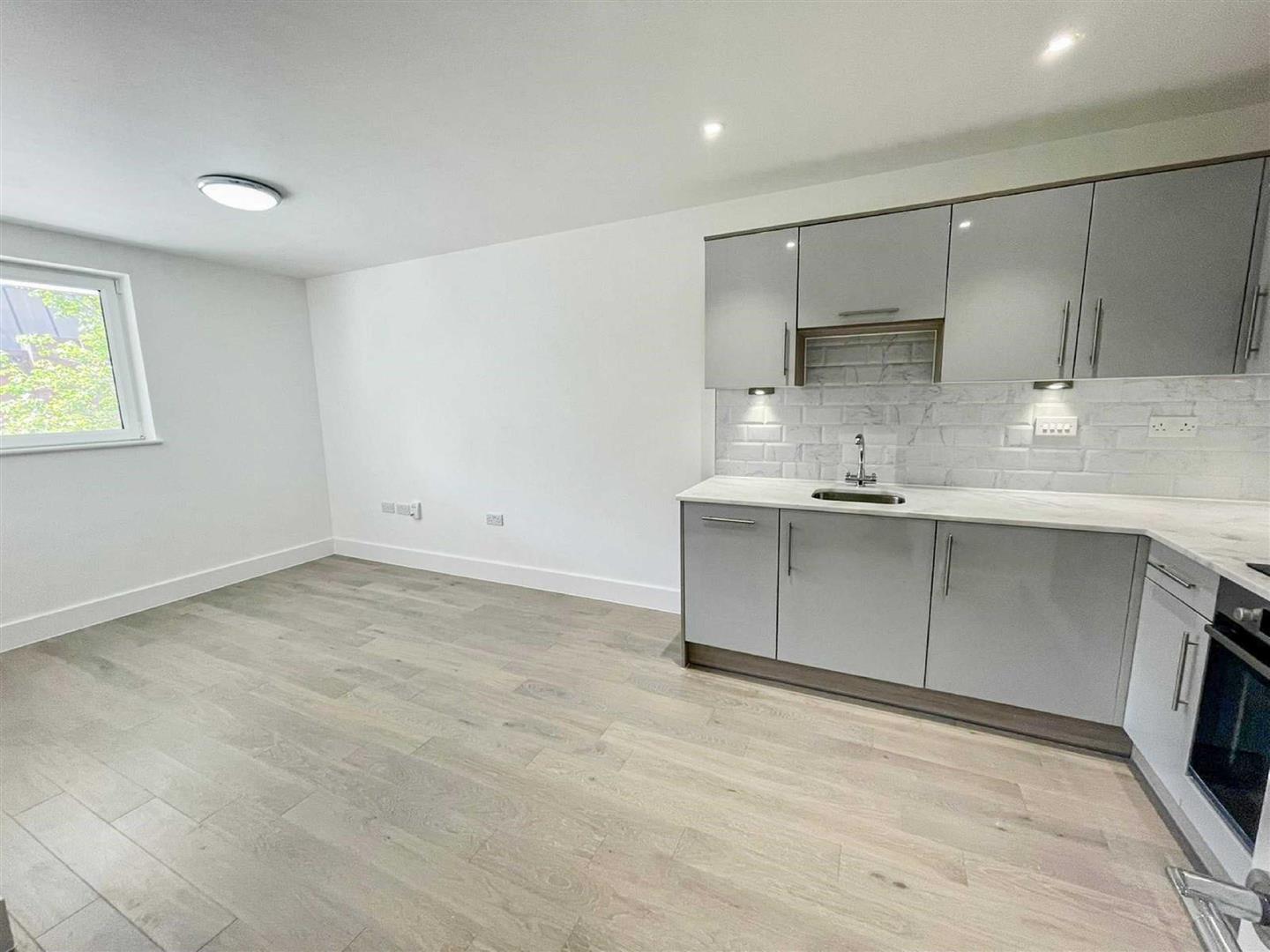 152 Silbury Boulevard, Milton Keynes